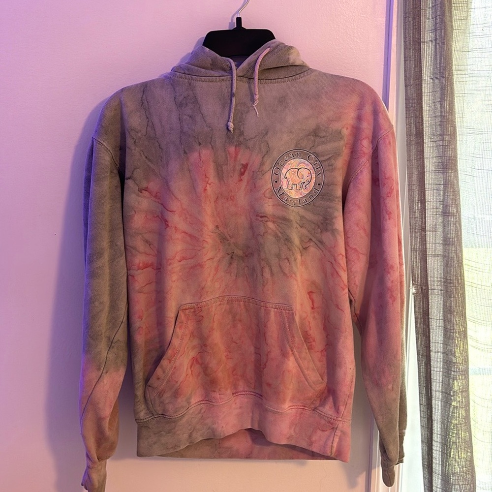 Ocean City Maryland pink and gray tie dye hoodie.